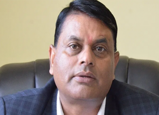 तीन महिना नपुग्दै स्वास्थ्य सचिव फेरिए